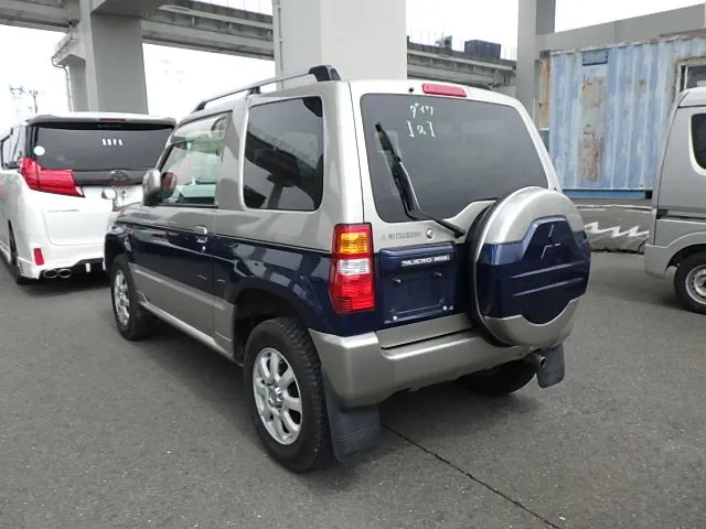 MITSUBISHI Pajero Mini thumbnail 5