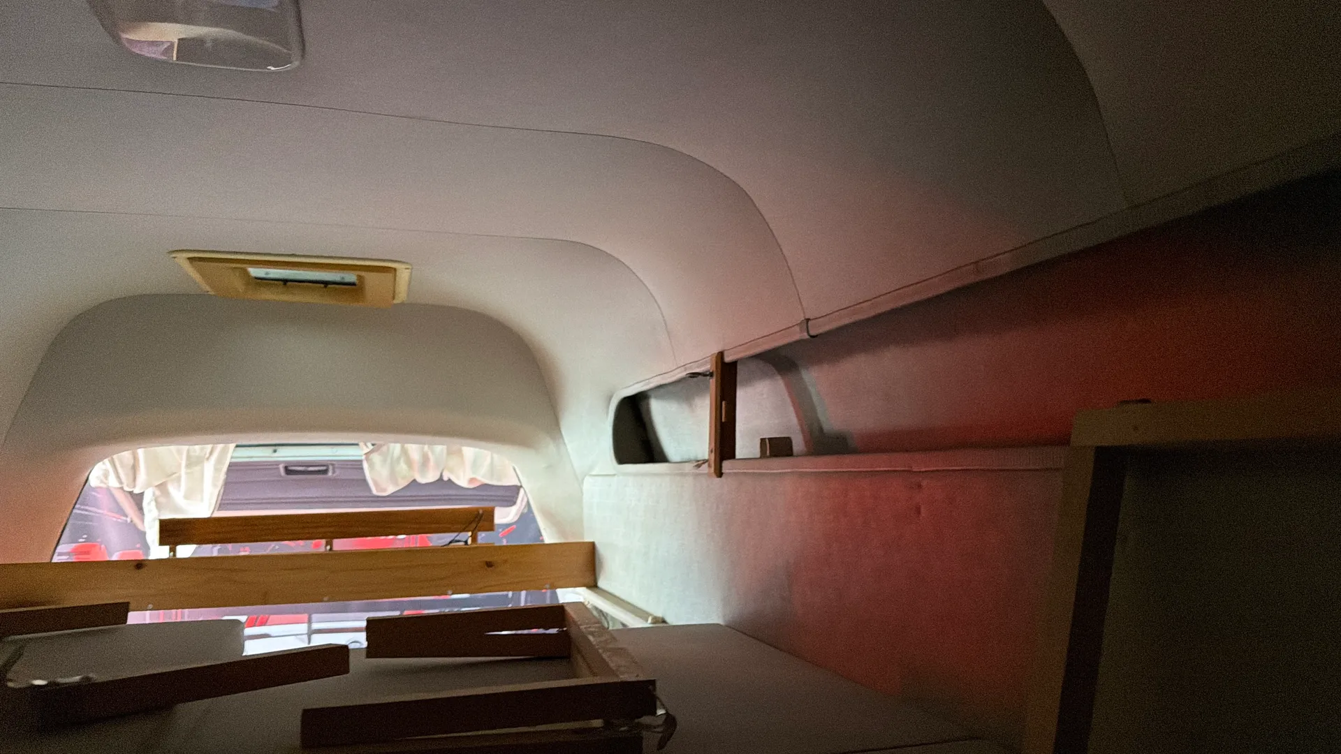 1995 Toyota Hiace Super Custom - Image 44