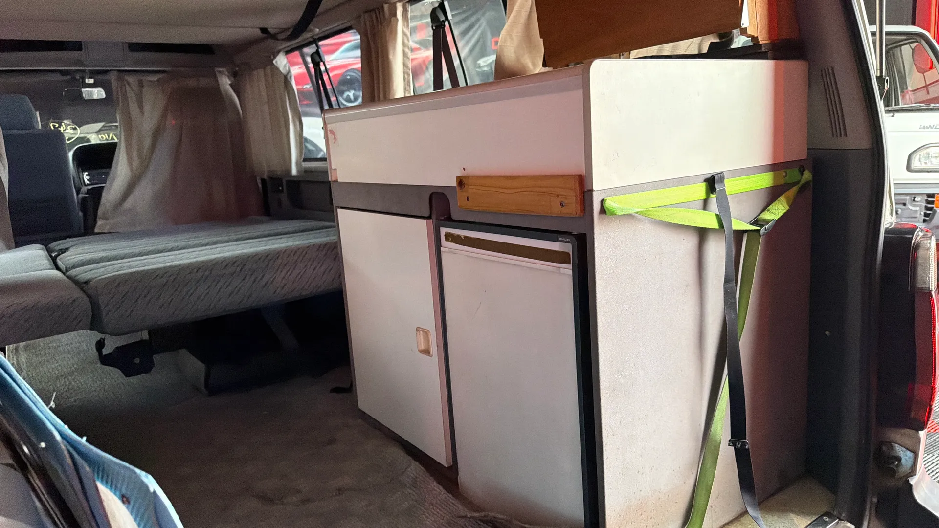 1995 Toyota Hiace Super Custom - Image 48