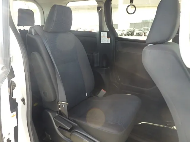 2014 Toyota Voxy Welcab - Image 5