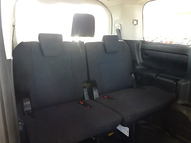 2014 Toyota Voxy Welcab - Image 6