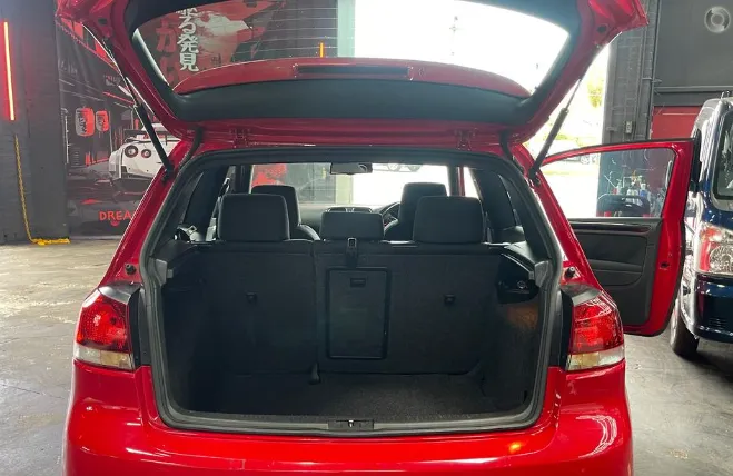 2010 Volkswagen Golf Gti - Image 13