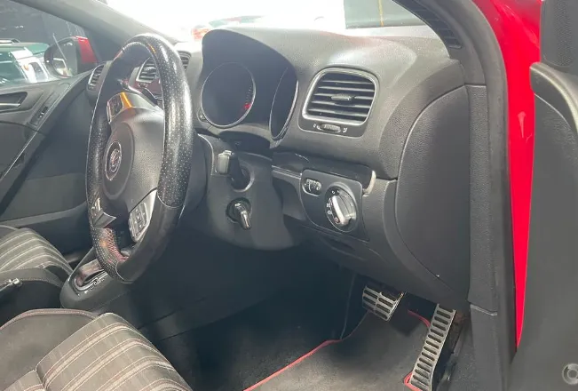 2010 Volkswagen Golf Gti - Image 15